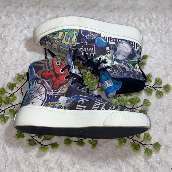 Unisex -Converse limited edition - Picture 4 of 6